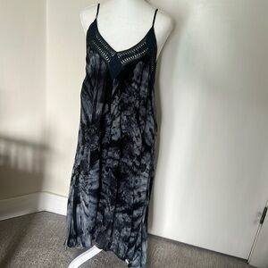 LOVESTITCH new with tags size medium sundress with adjustable straps